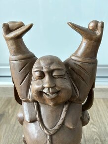 Dřevěný happy buddha - 3