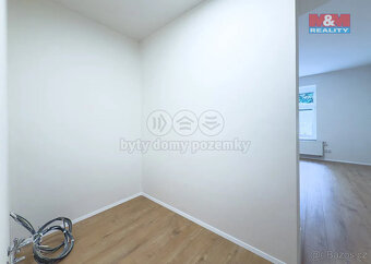 Prodej bytu 1+1, 41 m², Praha, ul. Vysočanské náměstí - 3