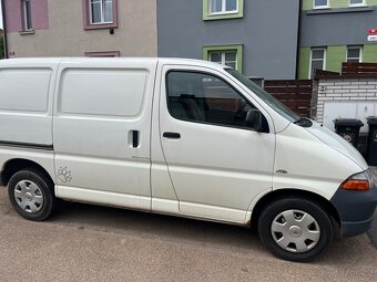 Toyota Hiace - 3