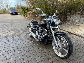 Yamaha XV 1900 Raider - 3
