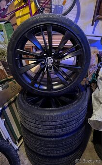 ALU 19" kola (+pneu 235/40/19) - 3