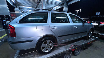 Vůz na náhradní díly Škoda Octavia 2 kombi 2004 BLS JCR LA7W - 3