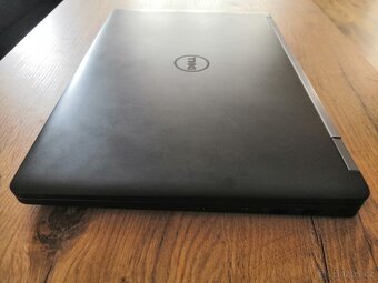 Dell 5570 i5 / 8 GB / 256 SSD / Win 10 - 3