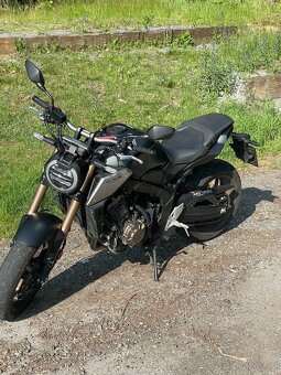 Honda CB650R - 3