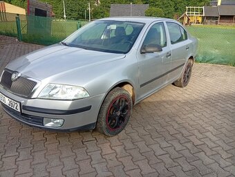 Prodám škoda Octavia 2, 1.6 75 kW, sedan, rok 2008 - 3