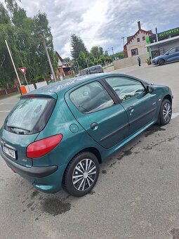 Peugeot 206 - 3