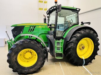 Prodám kolový traktor John Deere 6210R - 3
