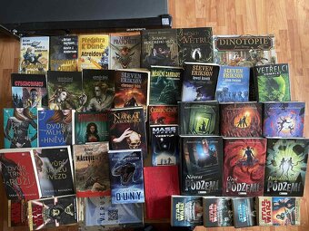 Vetřelci,DOOM,Warhammer,Predátor,Hra o trůny,Caraval atd - 3