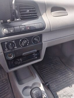 Škoda Felicia 13 MPI rok 2001 - 3