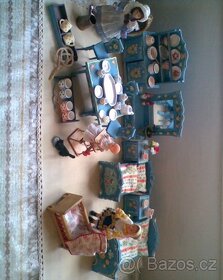 Retro  modrý nábyteček s panenkami - 3