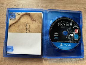PS4 The Elder Scrolls V - Skyrim - 3