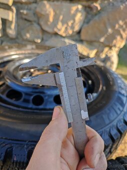 Zimní pneu 195/65 R15 - 3