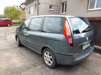 Fiat Ulysse 2,0 JTD 125 kW, r.v. 2008, počet míst 7 - 3