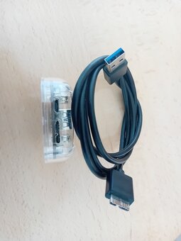 ORICO USB HUB 4xUSB3.0 transparentní - 3