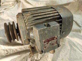 PRODÁM elektromotor 0,75kW - 3