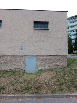 Pronájem garáže se sklípkem - Rousínov - 3