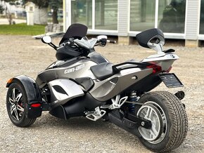 Can-am Spyder 990 RS SM5 MY2010 - 3