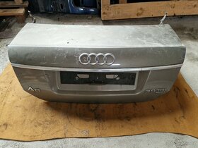 Audi A6 4f zadní dveře kufru sedan - 3