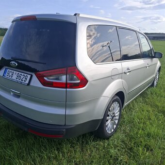 Ford galaxi 2.0tdcir.v.2012 7míst - 3