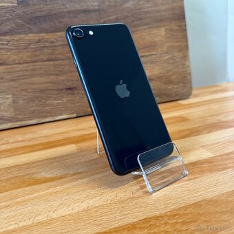 iPhone SE 2020 64GB, černý (12 měsíců záruka) - 3