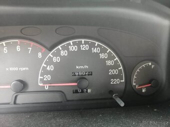 Hundai Trajet LPG 2004 na ND - 3
