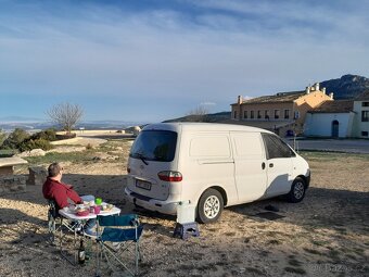 obytná dodávka 3 místná hyundai H1 - 3