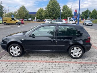Volkswagen golf 1.6 16v najeto 187 703 km - 3