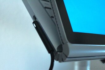 Microsoft Surface Book Performance Base - 3