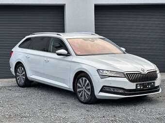 ŠKODA SUPERB III 2.0 TDI 110 KW TAŽNÉ COCKPIT m2022 - 3