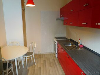 Nájem bytu 2+1 s balkónem ul.Harcovská - 3