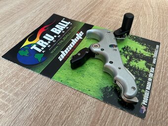 Kladkový luk - vypouštěč - 3