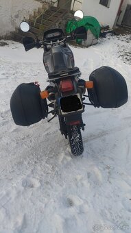 Honda RD 08 Dominator - 3