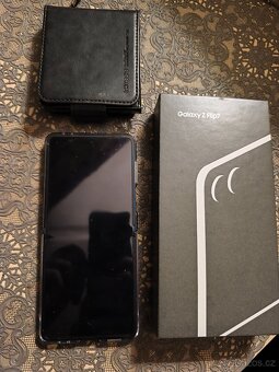 Prodám nový Samsung Galaxy flip 7 - 3