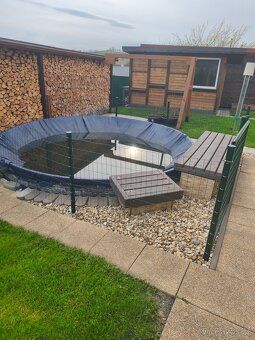 Oplocení kolem bazenu - 3