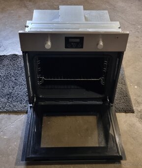Vestavná trouba Whirlpool model AKP 462/IX - 3