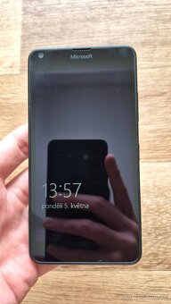 Microsoft (Nokia) Lumia 640 - 3