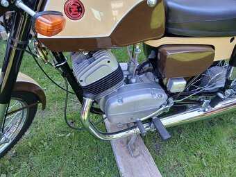 ČZ 250/471 - 3