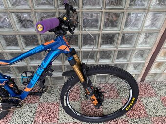 Prodám trailové kolo giant - custom build - 3