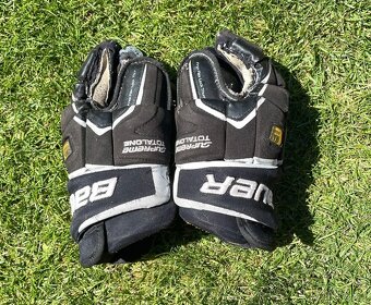 Hokejové rukavice Bauer supreme totalone vel. 12 - 3