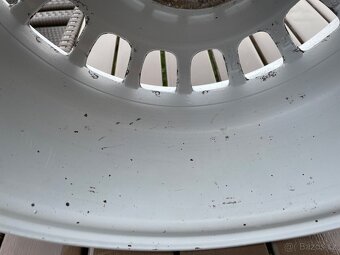 Originální ALU disk z rezervy z BMW e30 - 3