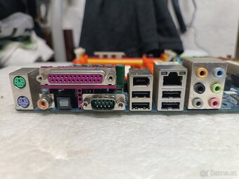 Základová deska počítače GIGABYTE GA-M56S-S3 - 3