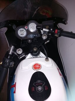 Suzuki RG 250 Gama GJ 21B - 3