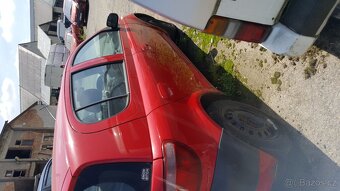Toyota Yaris 1.0 - 3