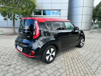 Kia Soul EV Eco-electric, větrání sedadel, navi, park kamera - 3