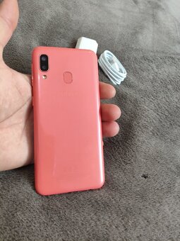 samsung galaxy a20e - 3