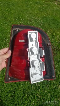 LZ světlo Octavia 1 - 3