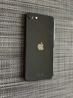 iPhone SE 2020 Black 64GB - 3