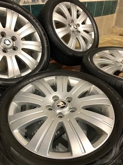 Alu kola Škoda R17 5X112 ZÁNOVNÍ LETNÍ PNEU 205/50 R17 FLASH - 3