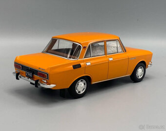 Moskvič 2140 WHITEBOX 1:24 - ORANŽOVÁ - 3