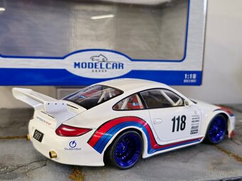 Porsche 911 (997) RWB 1:18 MCG - 3